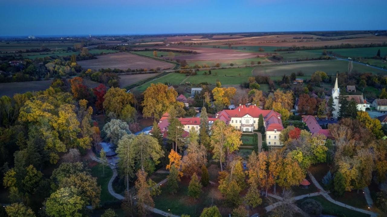 Harol Home & Bike Fertőrákos Exteriör bild